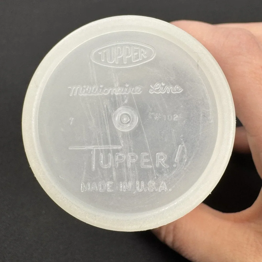 Vintage 1954 Millionaire Line Tupperware Shaker W/Lid & Flip Top Cap #‎ 102